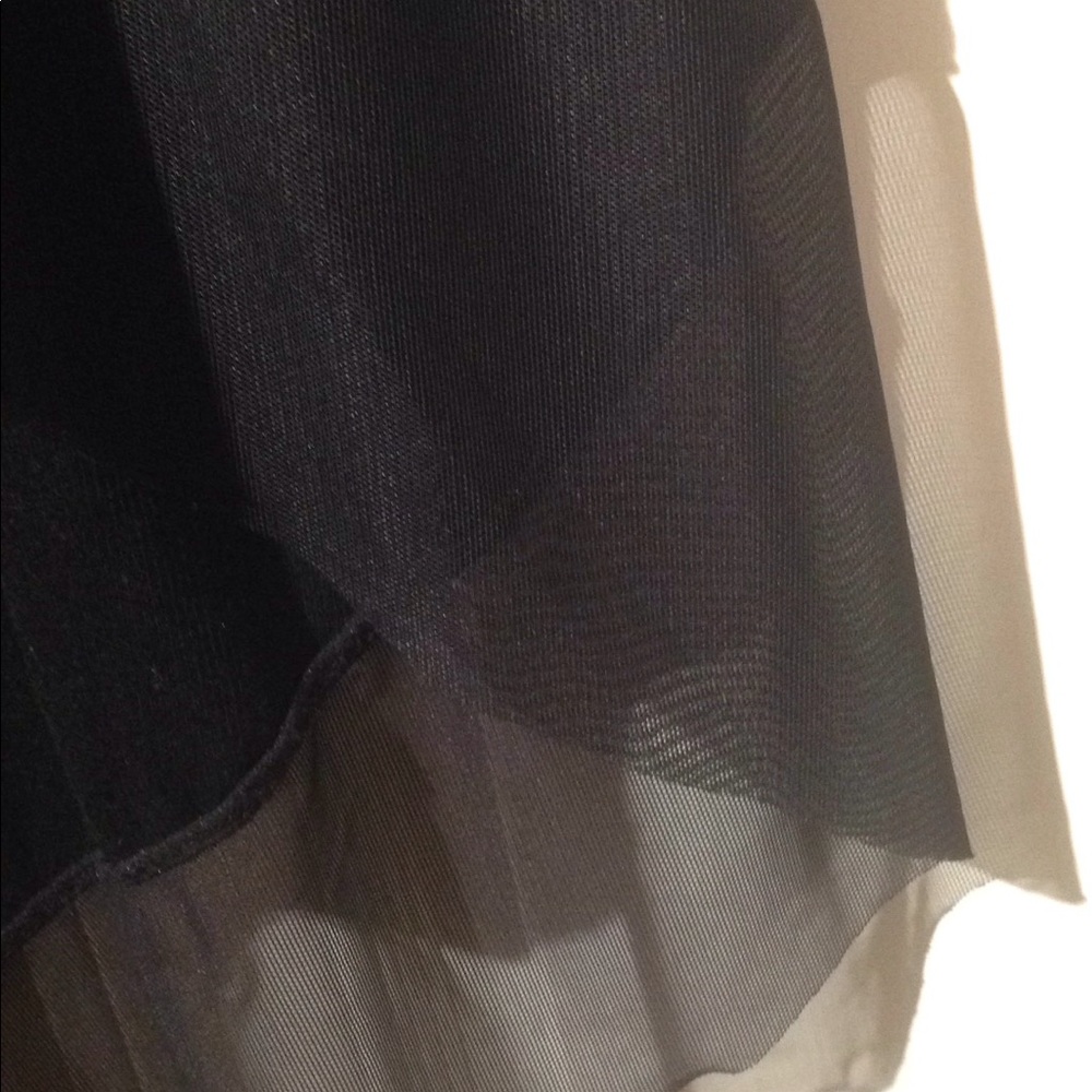 BCBGMAXAZRIA SKIRT - Picture 2 of 5